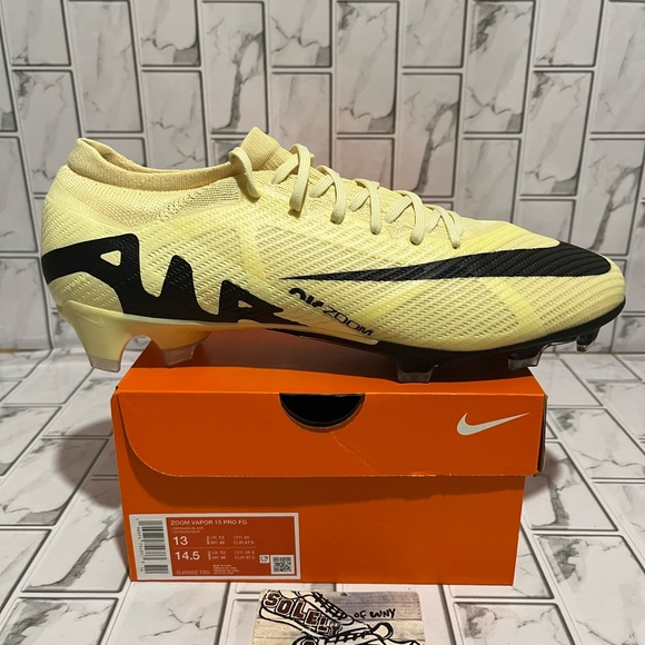 New Nike Zoom Vapor 15 Pro FG Soccer Cleats Black Lemonade Yellow Mens Sizes - Picture 12 of 13